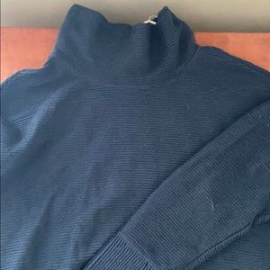 Calla mock neck pullover